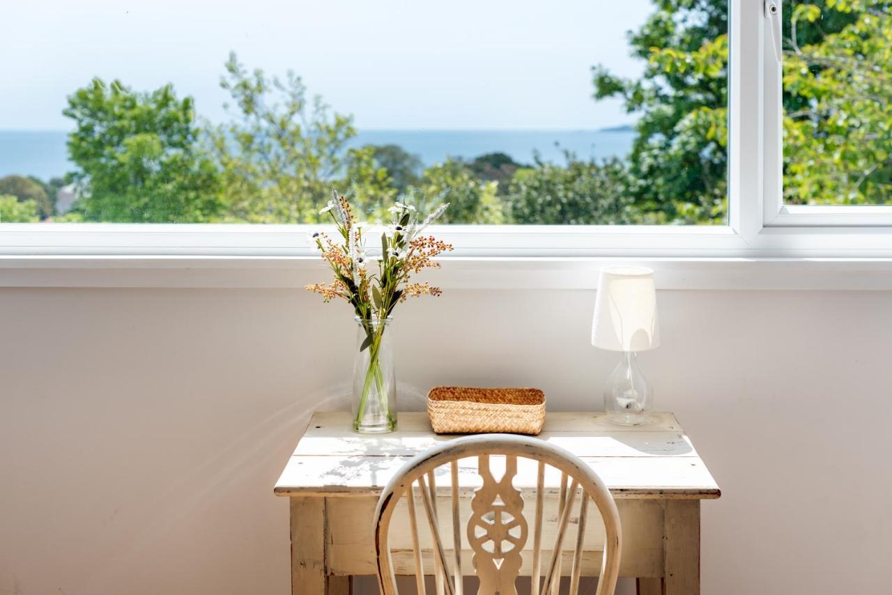 Manacles - Spacious Flat Near Beach With Sea Views & Parking Falmouth Kültér fotó